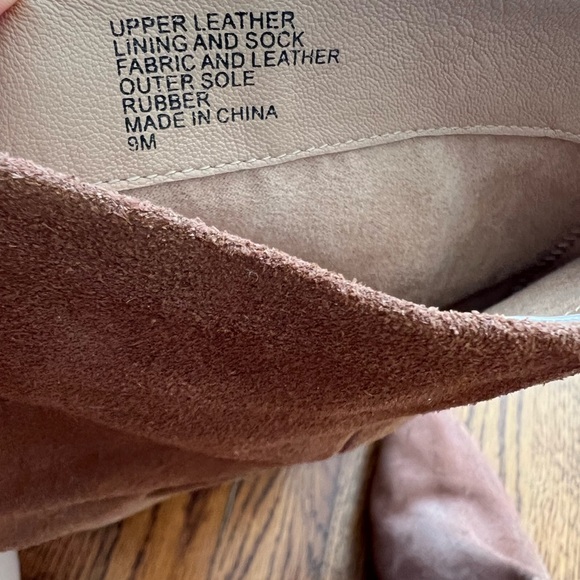 Women’s Suede Boots / Size 9 - Picture 4 of 5